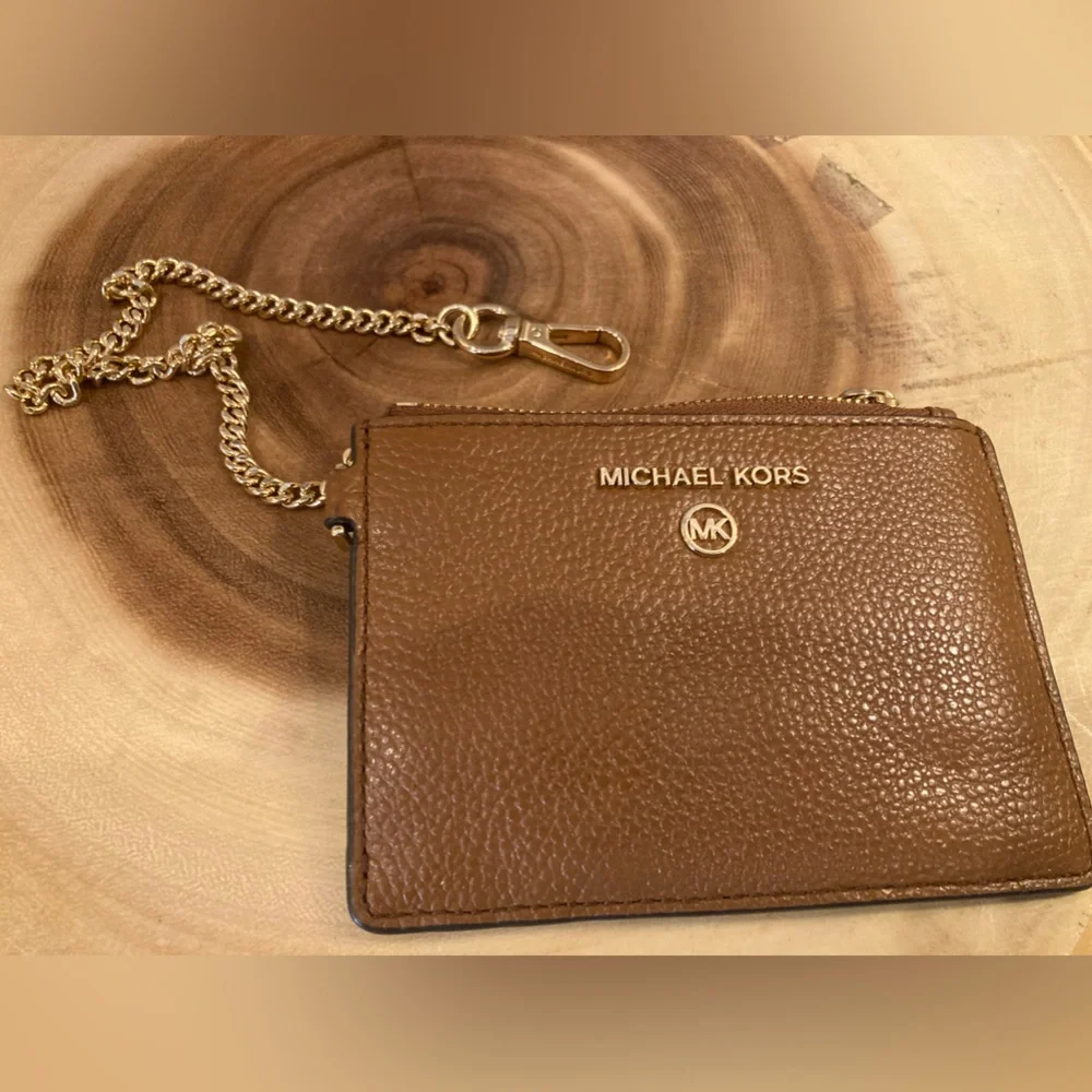 MICHAEL KORS Brown Card‎ ID Chain Wrislet Wallet with Keychain Luggage Tan